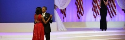 اوباما وزوجته في رقصة رومانسية بمناسبة تنصيبه 26 2873