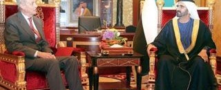 محمد بن راشد يبحث التعاون العسكري مع وزير الدفاع الإسباني 10 2926