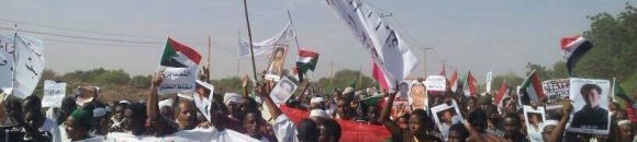 جمعة الحرية.. مواطنو شمبات يحملون صور الشهداء وأعلام السودان.. ويهتفون " الموت الموت ولا الجبروت .. فوت فوت يا طاغوت" 26 3956