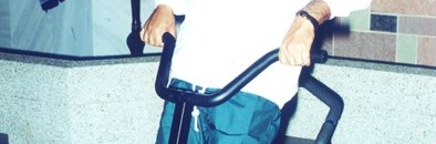 ابن الرئيس اليمني السابق: أبي قتل بمنزله وهو يحمل سلاحه 10 425