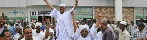 وصول الراعي السوداني للخرطوم محمولاً على الأعناق 25 مايو 2014 26 4513