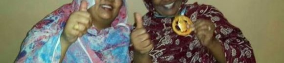 والدة اللاعب السوداني بمنتخب قطر علي مهدي تحتفي بالميدالية الذهبية-نوفمبر 2014 26 5030