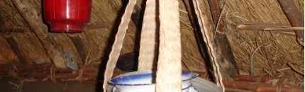 المُعلاق يحفظ فيه الطعام يوضع وسط المطبخ او الراكوبة تراث سوداني 10 789